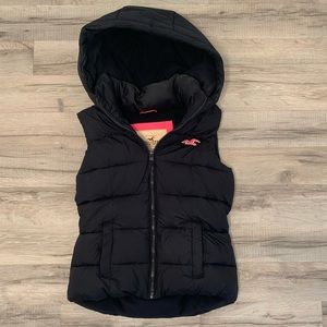 NWT HOLLISTER Women’s XS Puffer Vest Warm